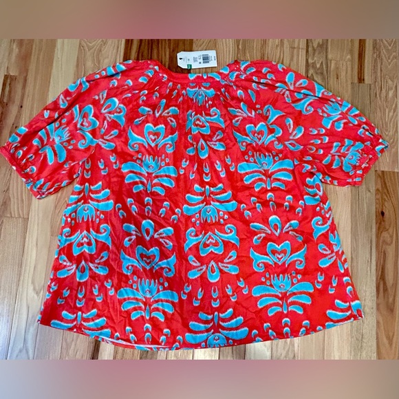 Crown & Ivy Top NWT - Picture 2 of 4